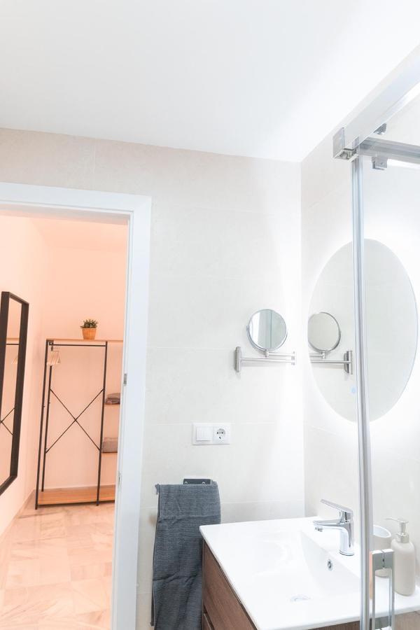 Downtown Apartment 3 Bedrooms 2 Bathrooms Wifi Séville Extérieur photo
